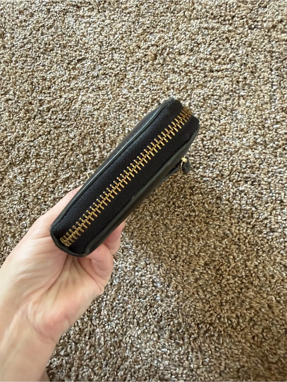 FOSSIL Black Leather Zip Wallet